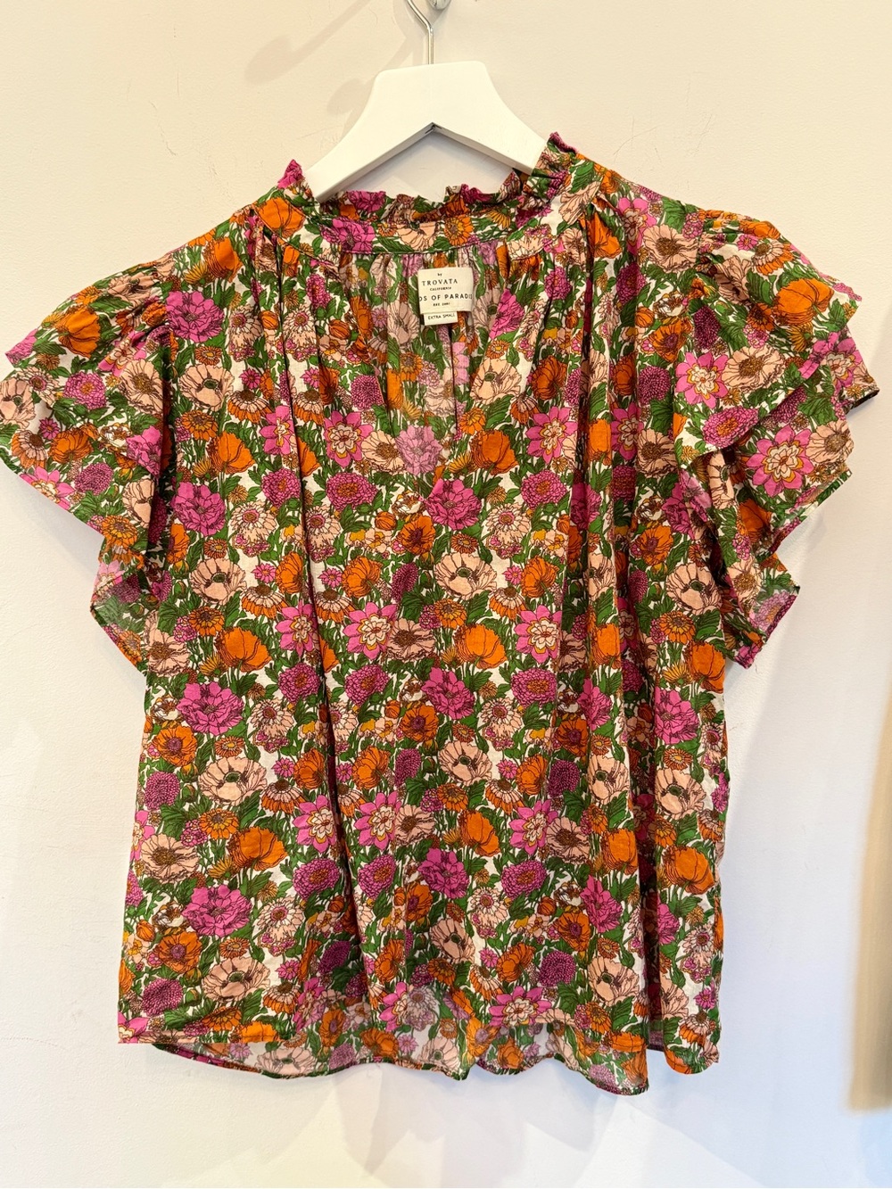 Trovata Birds of Paradise Floral Ruffle Sleeve Violetta Blouse, size XS